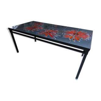 Ceramic coffee table