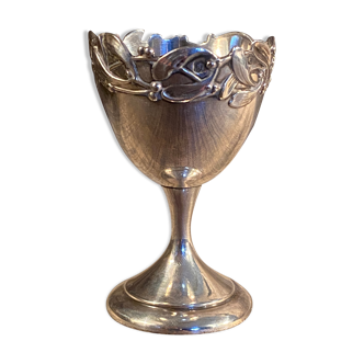 Art Nouveau solid silver shell