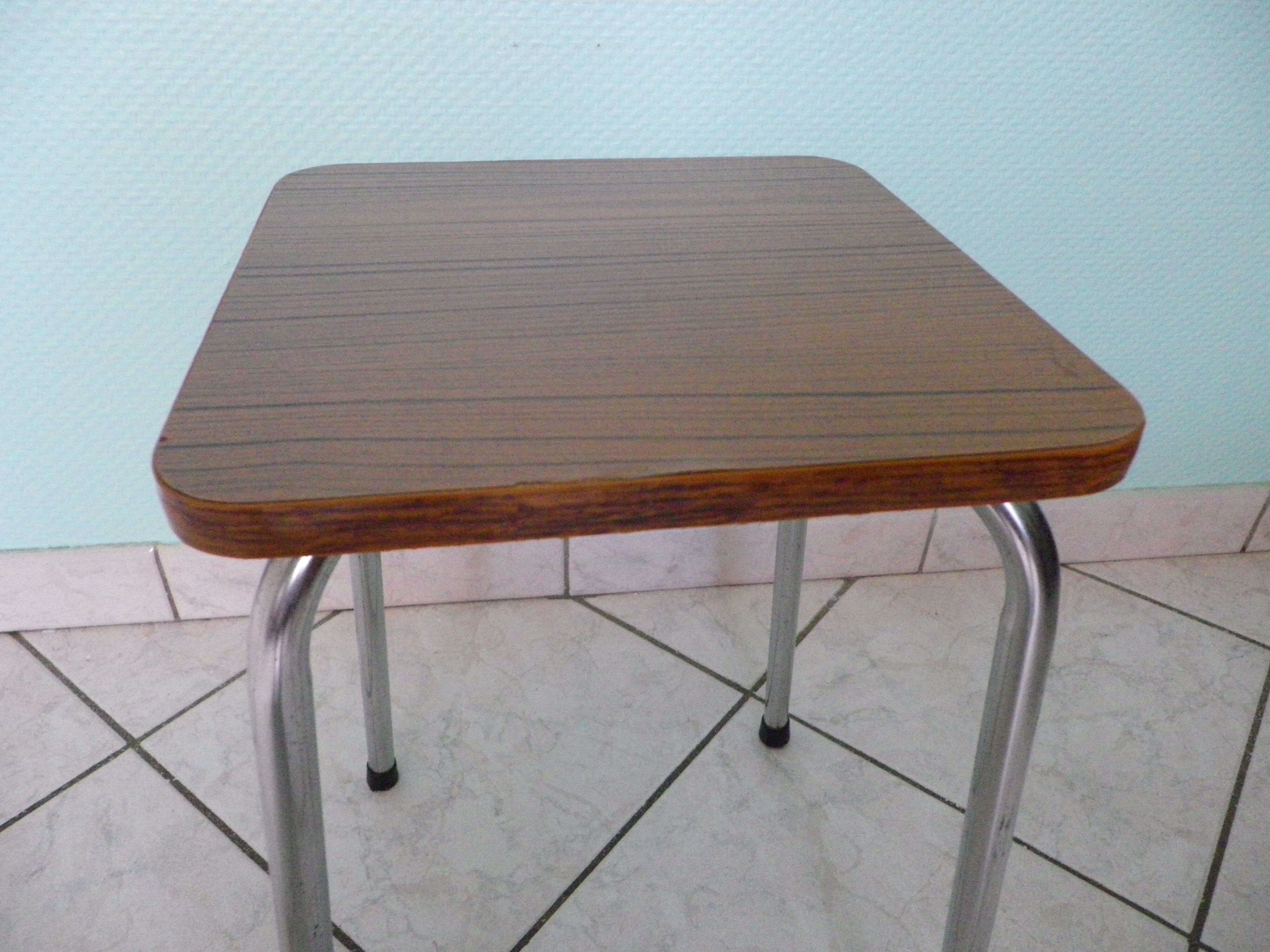 Black streaked brown formica stool 70