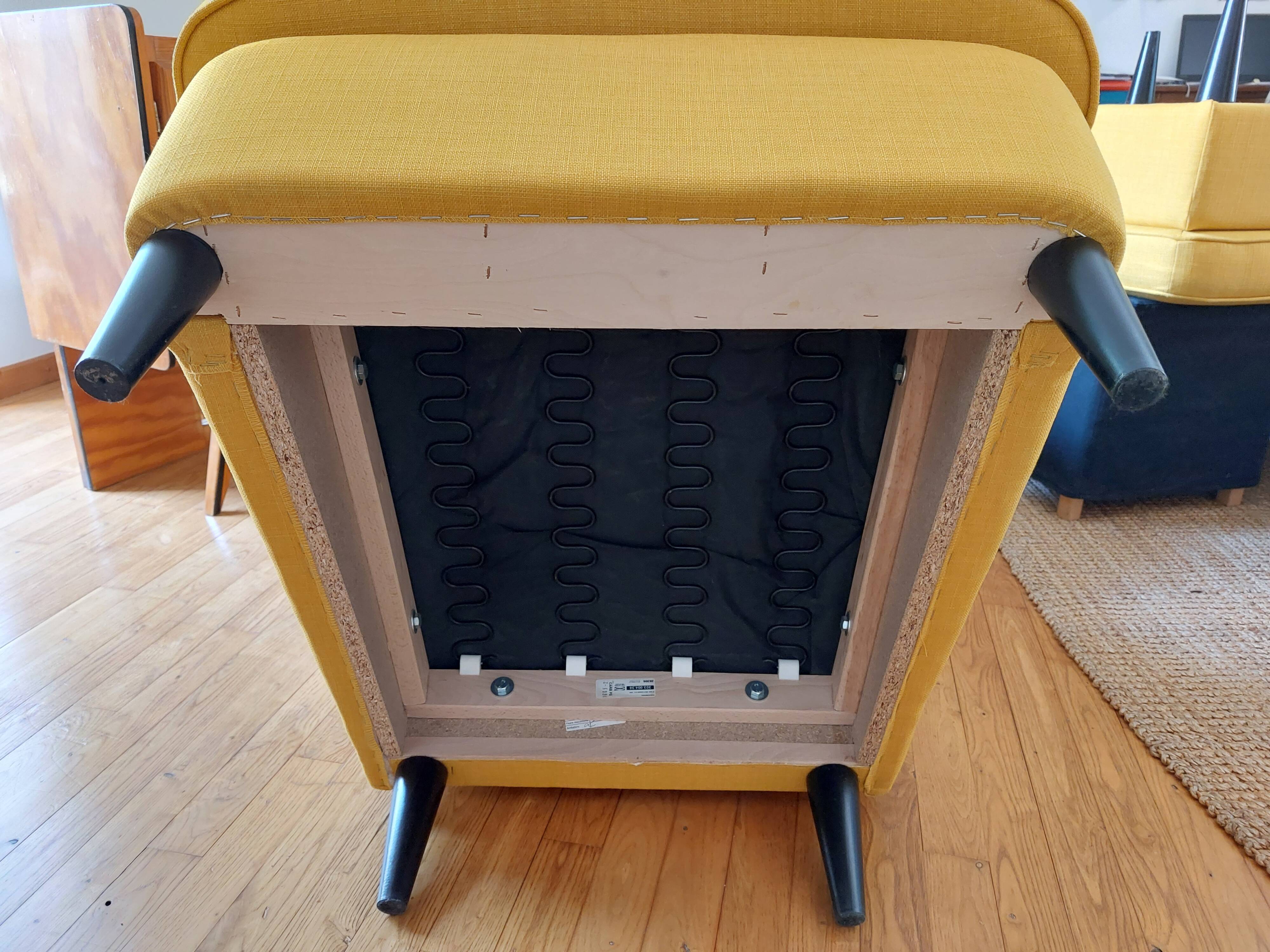 Yellow-eared armchair and its footrest