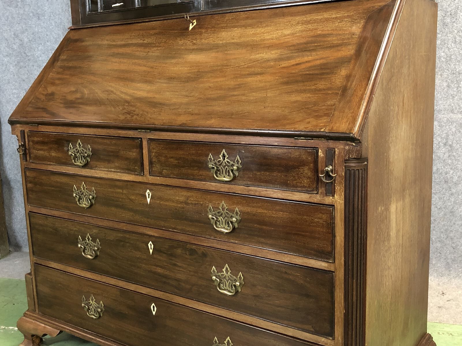 Scriban nineteenth mahogany