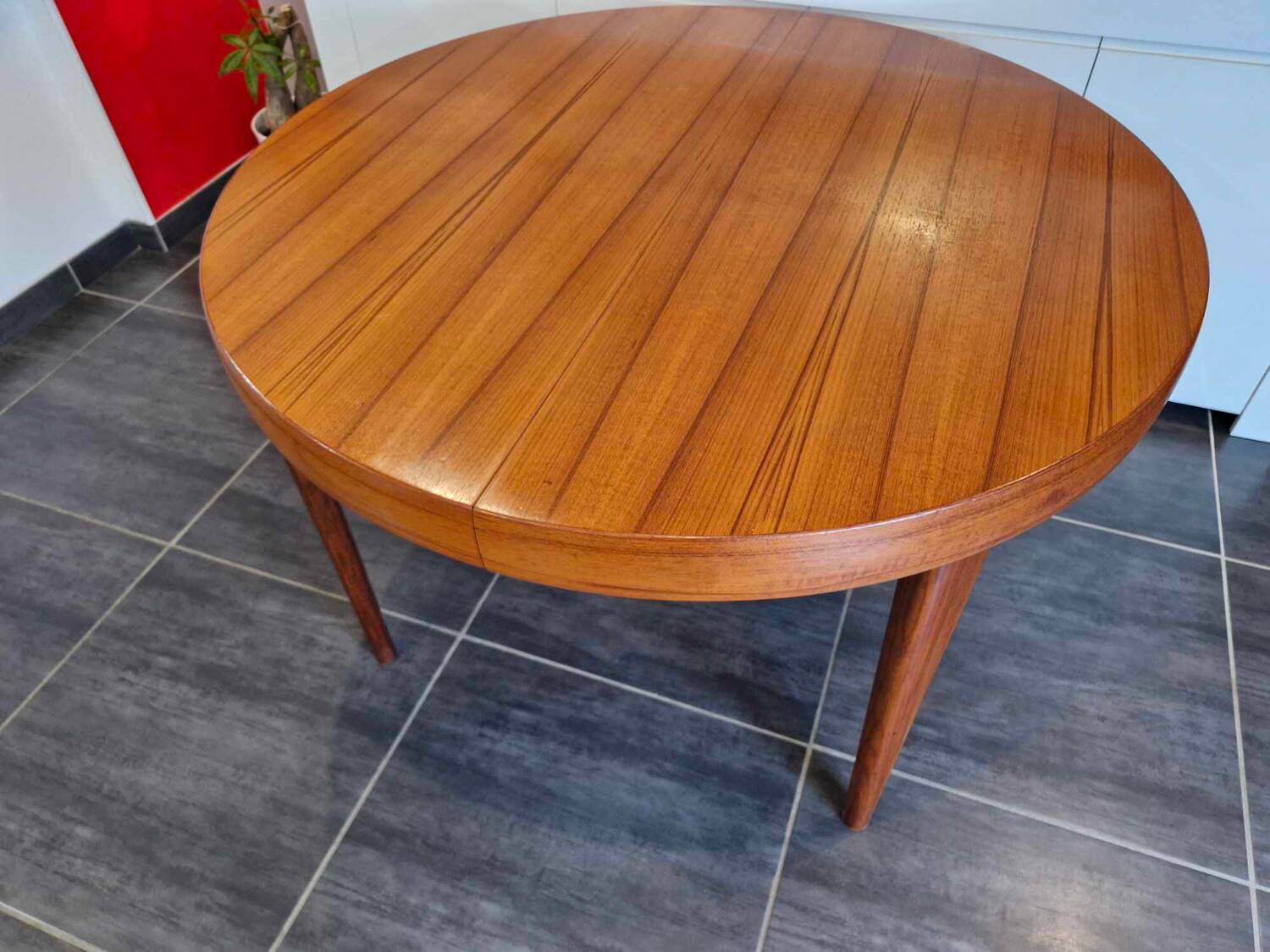 Scandinavian extendable teak round table, 1960s
