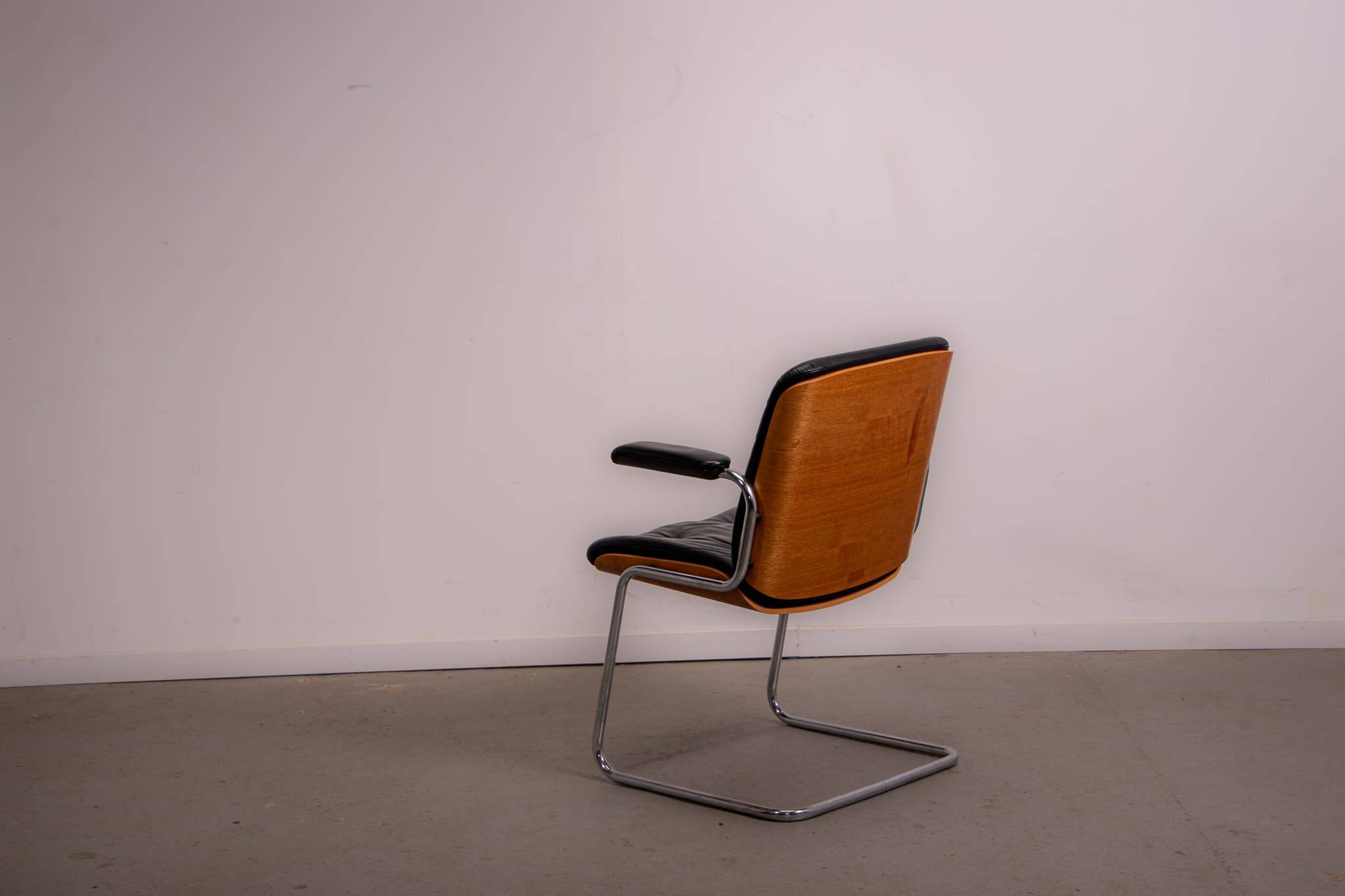 Chaise de réunion de bureau Karl Dittert pour Giroflex, vers 1986