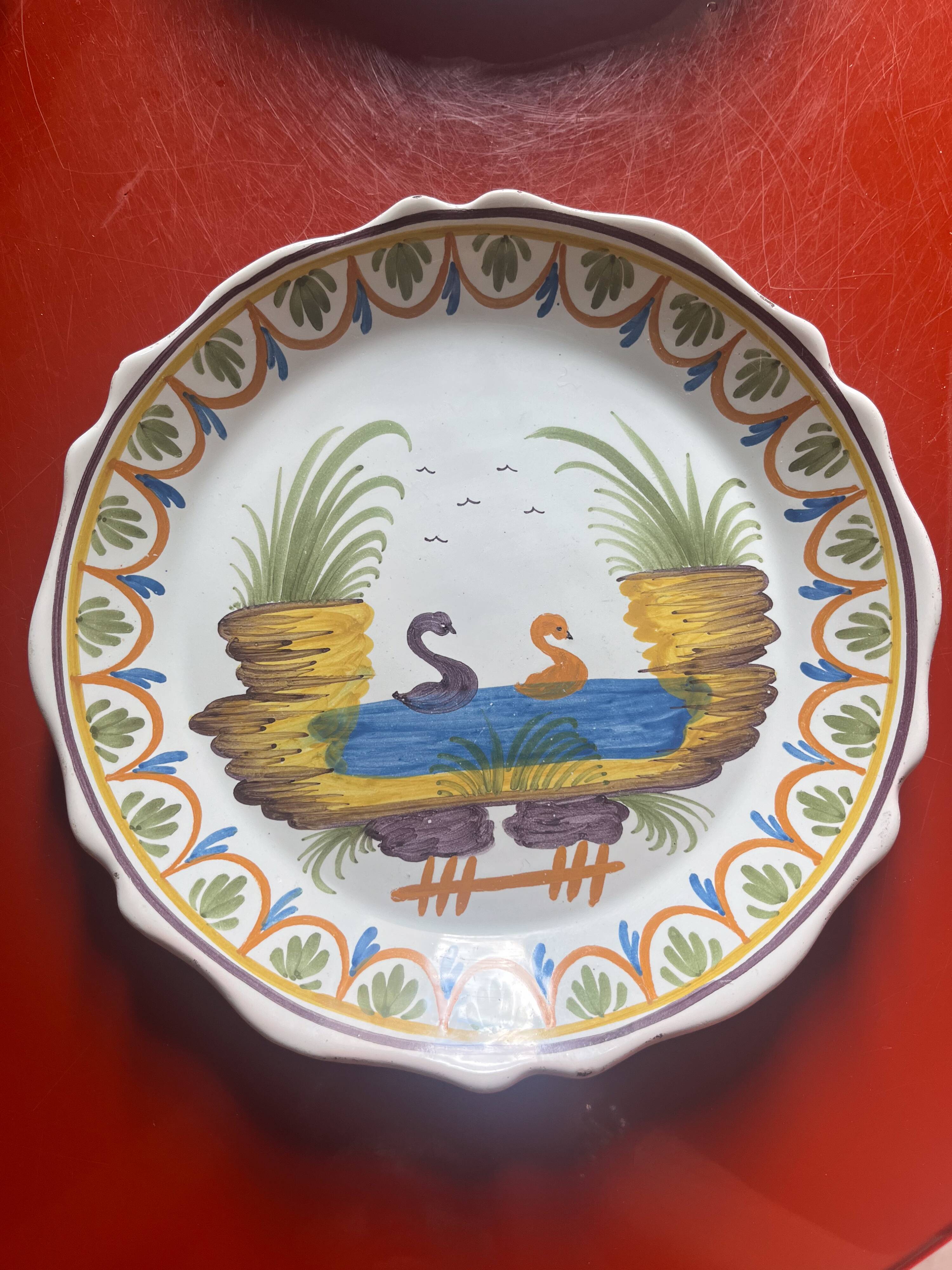 Assiette en faïence