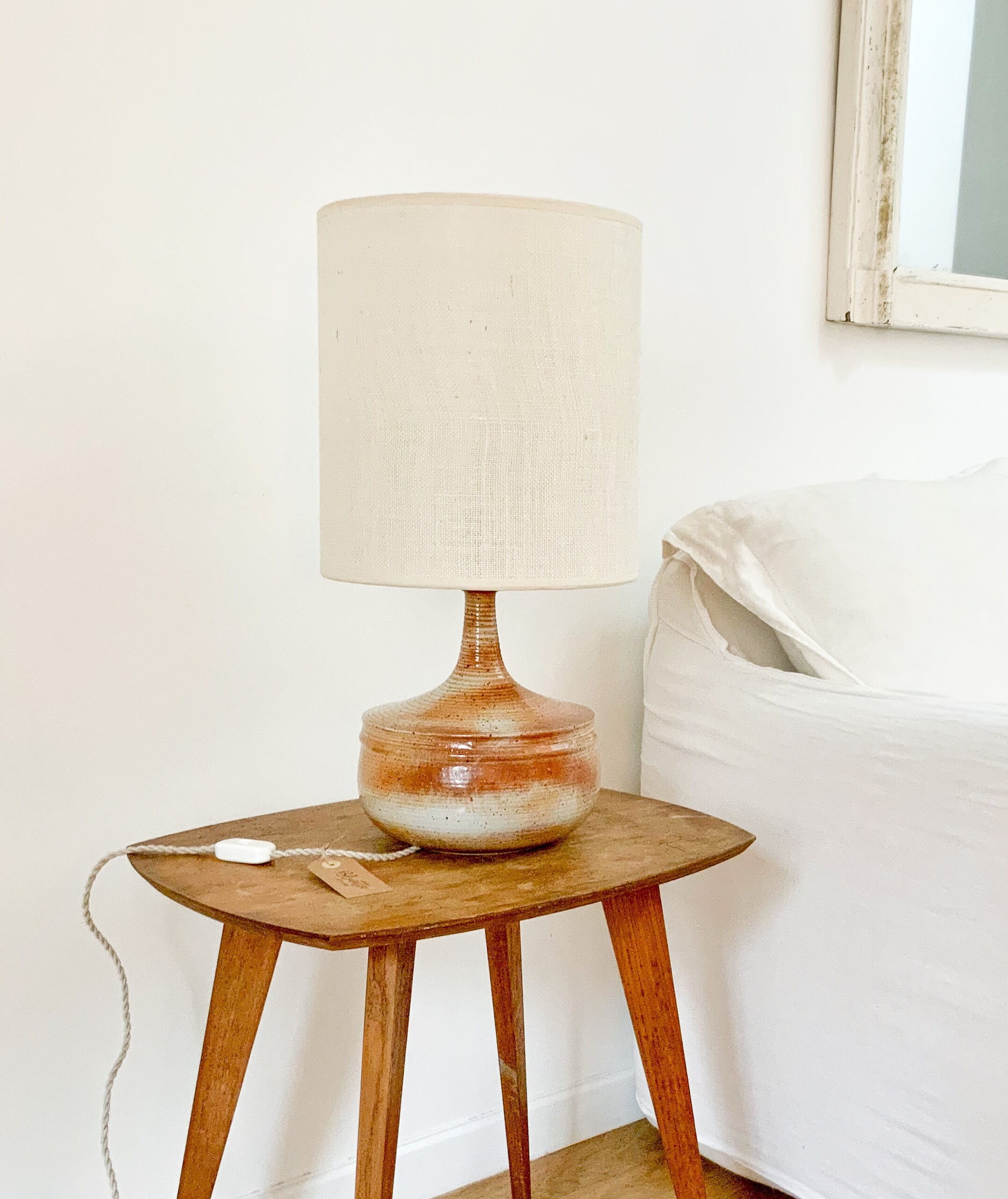 Marsh sandstone lamp