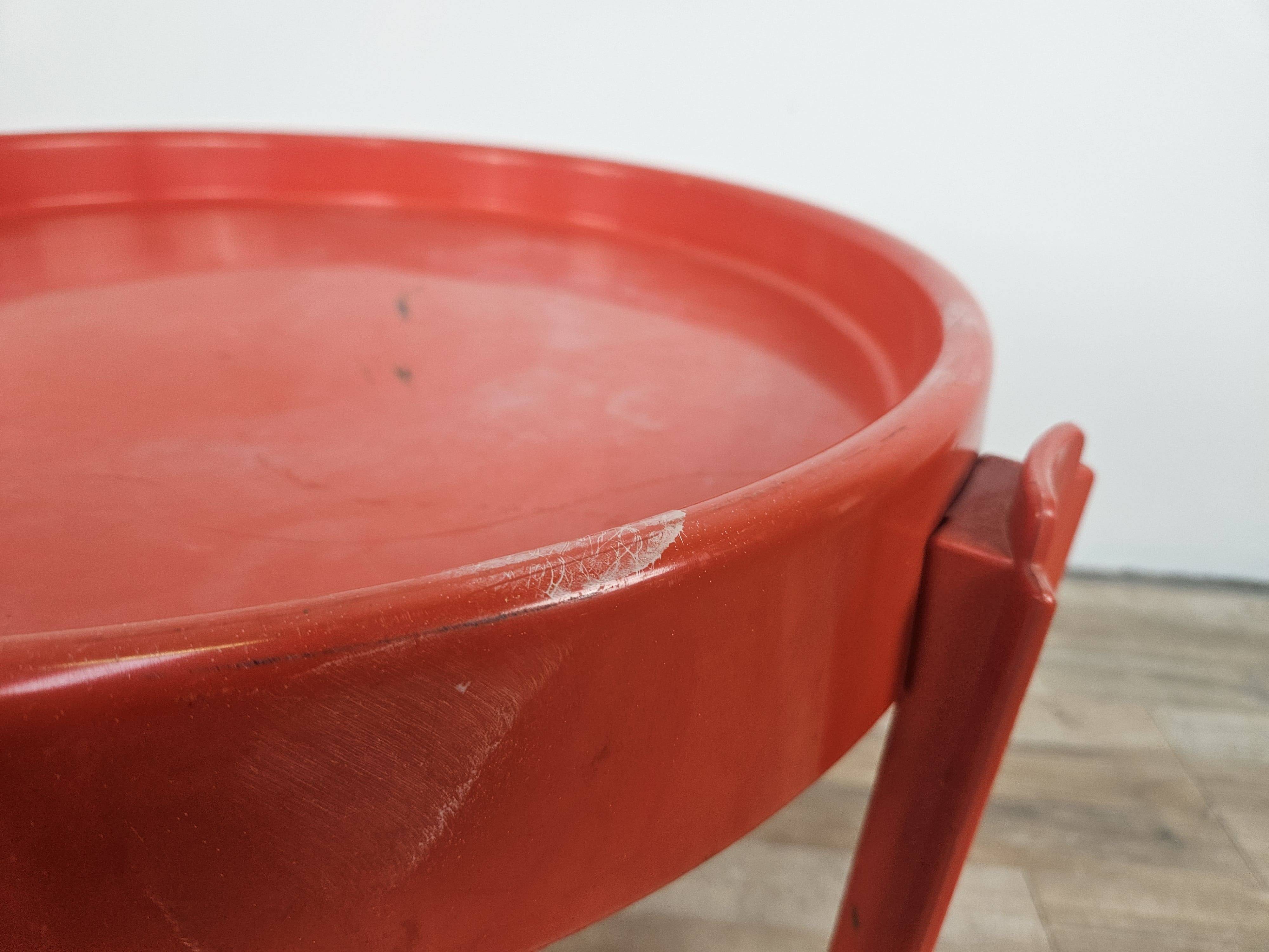 Vintage Space Age Plastic Coffee Table by Dal Vera 1970s