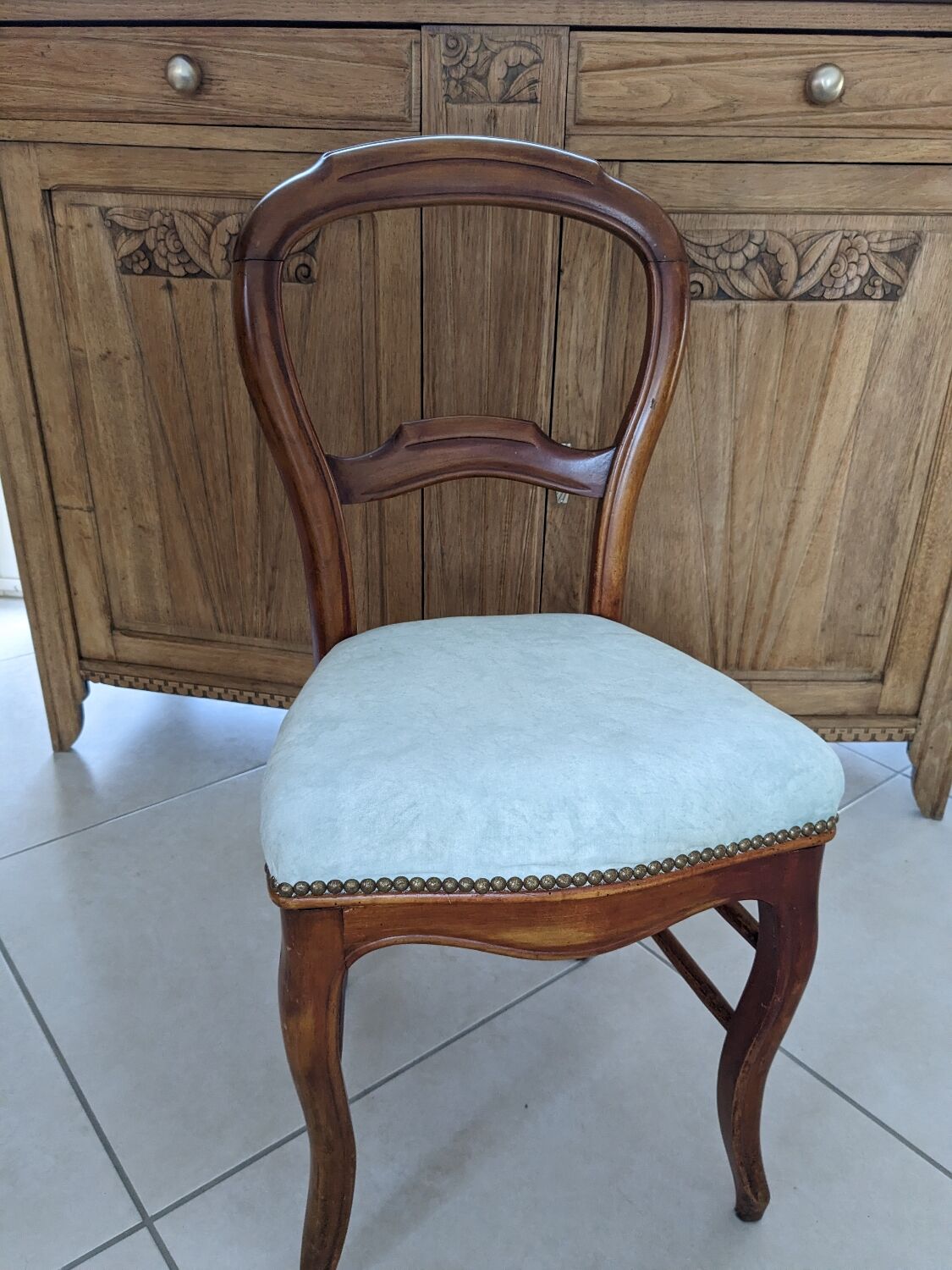 Louis Philippe chair sitting fabric