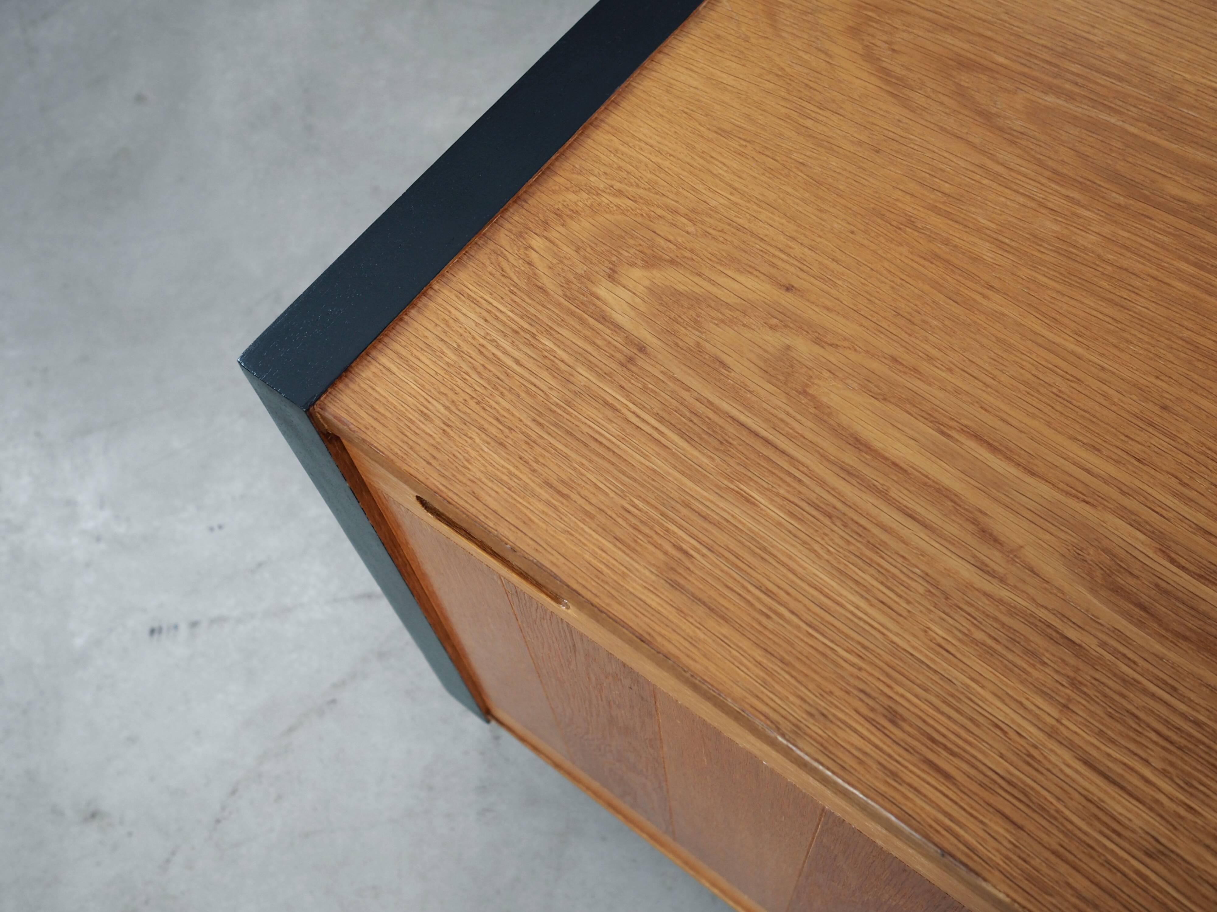 Buffet en frêne, design danois, années 1970, production : Skovby Møbelfabrik