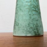 Minimalist ceramic vase carafe from the East German studio GDR by Kerstin and Ralf Unterstab for Kunsttöpferei Unterstab KTU, 1960s.
