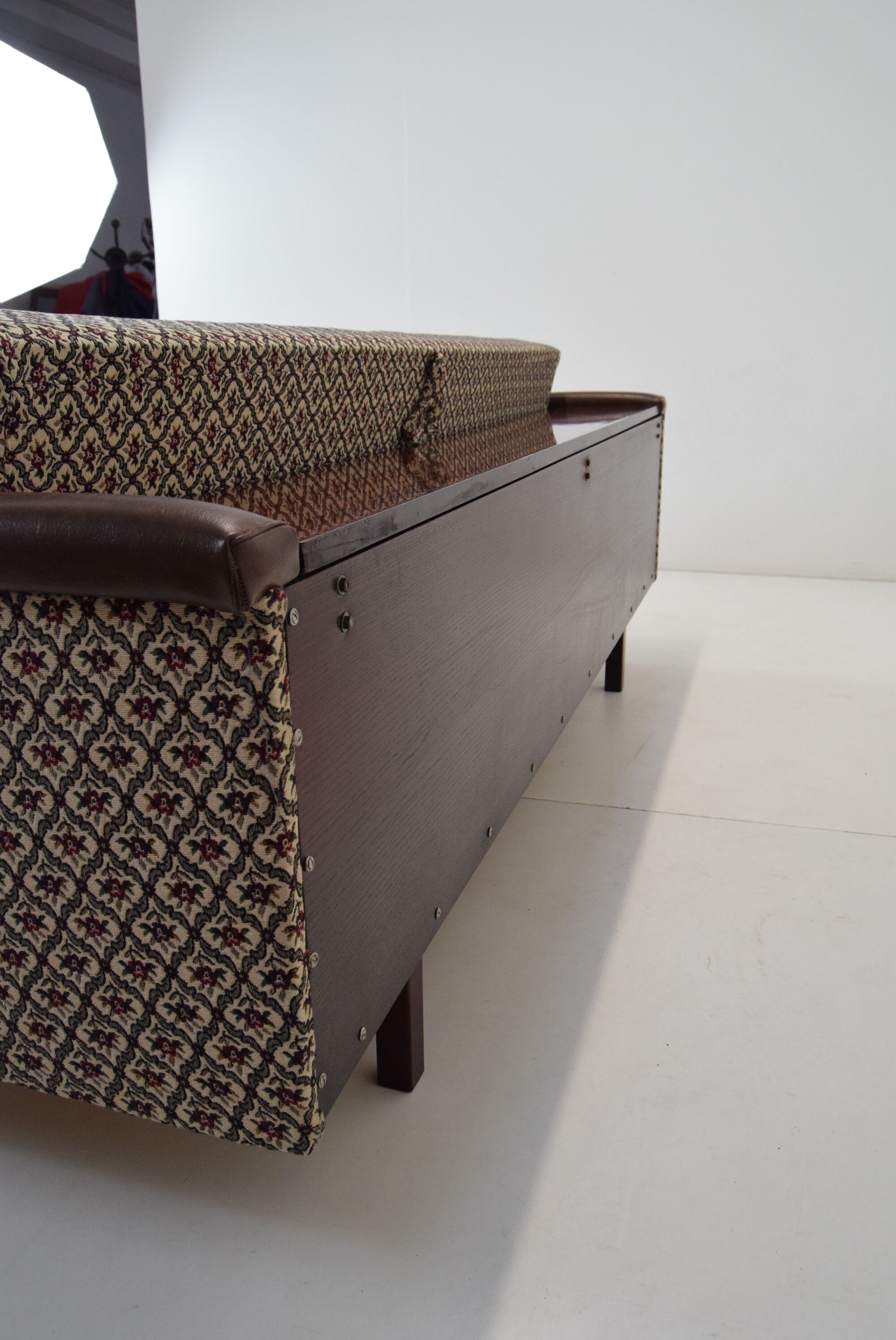 Mid-century 3-seat Sofa or Daybed,Jitona,1970's.