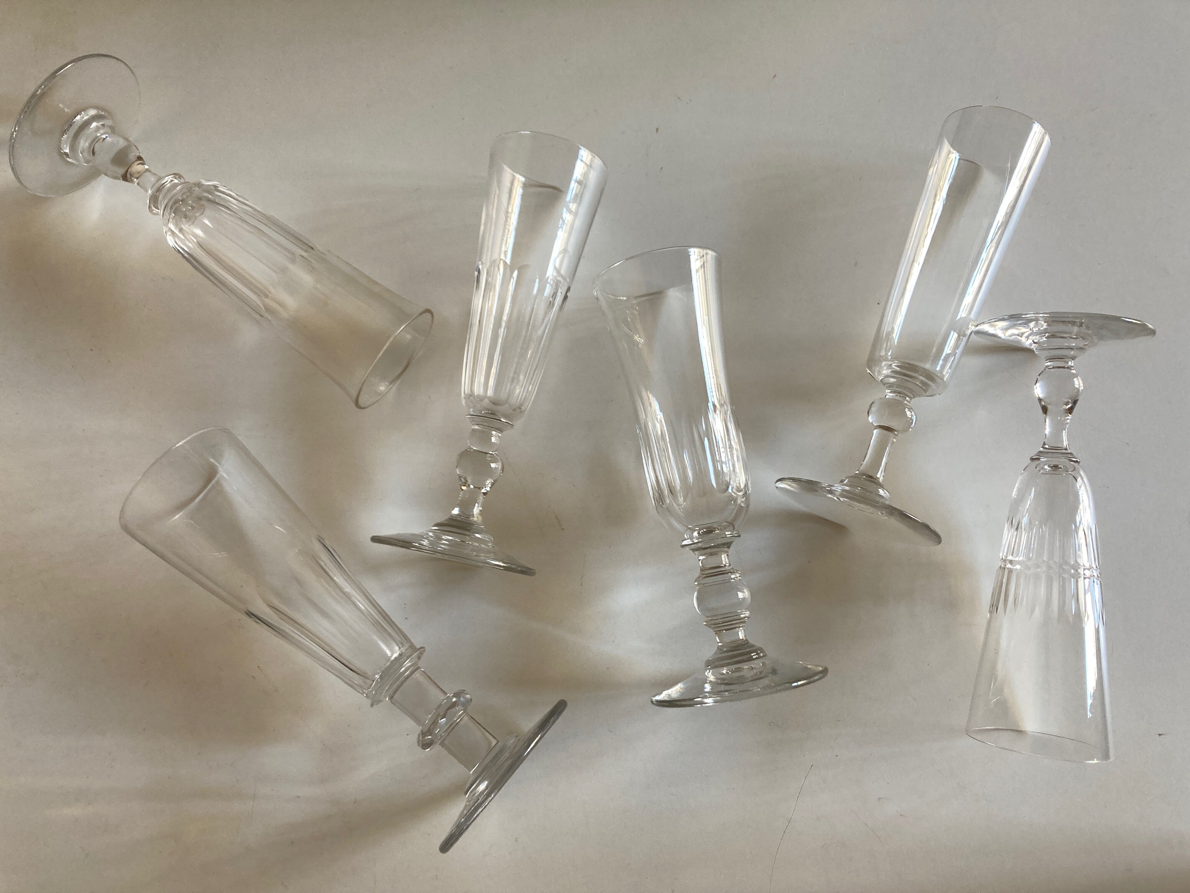 Set of 6 assorted 19th century flat-sided crystal champagne coupes