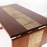 Extendable dining table in rosewood and ceramic