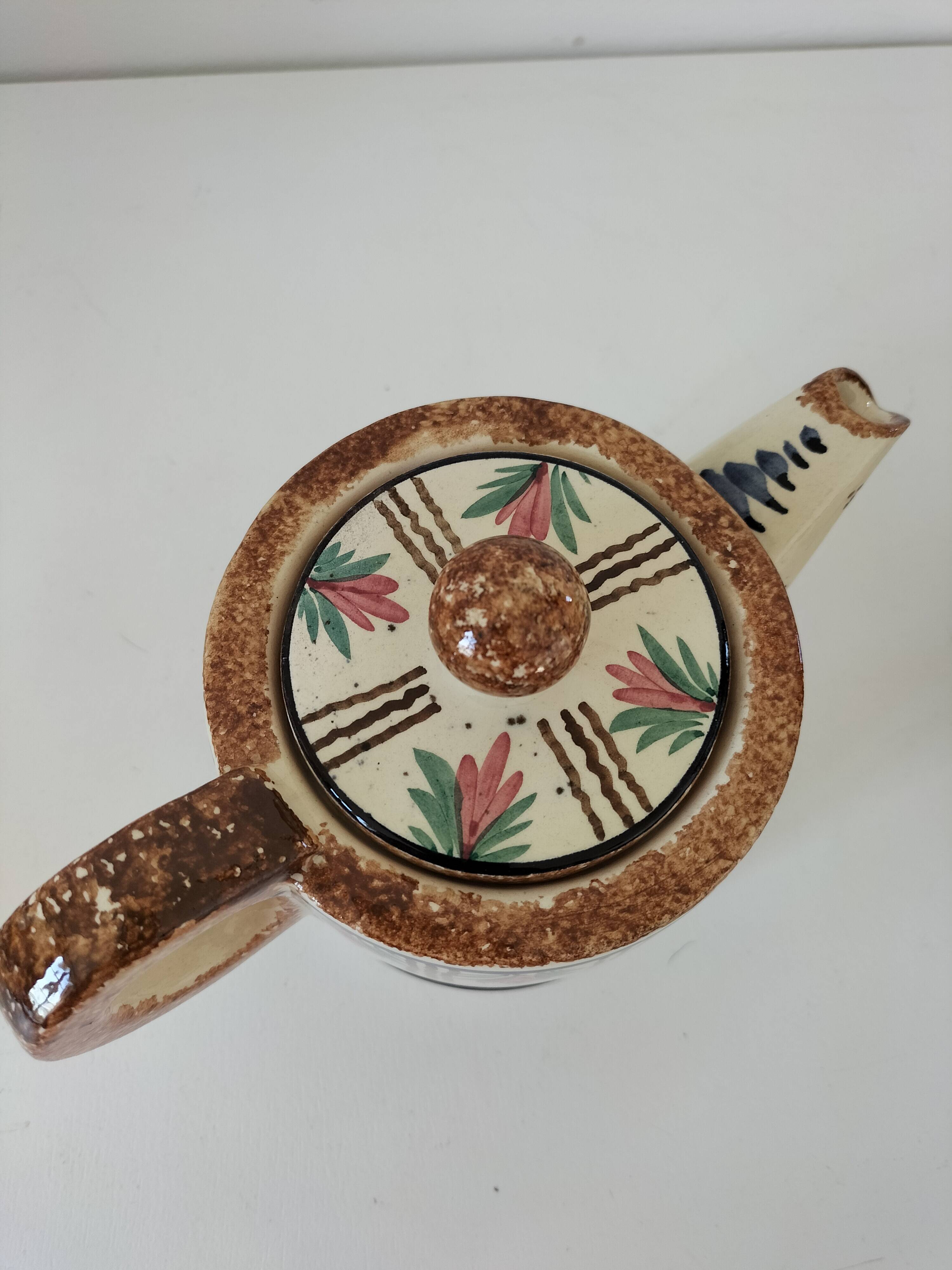 HB Quimper Teapot, Cups and Ramekin Set