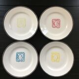Set of 4 plates with oak leaf decoration