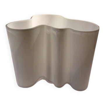 Savoy Vase 3030 design by Alvar Aalto for Iittala