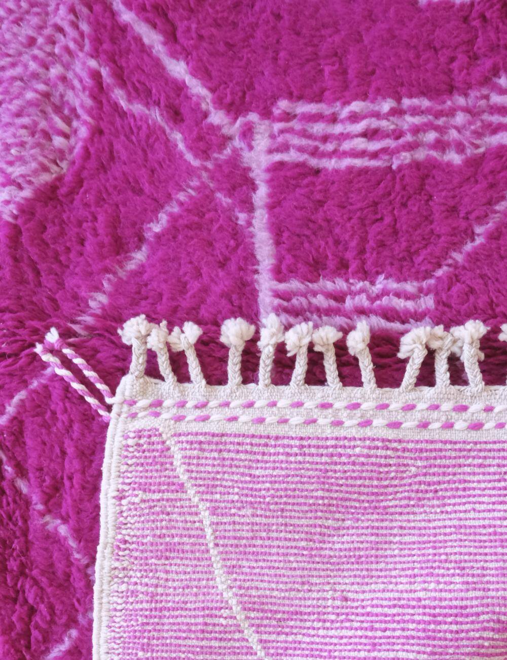 Tapis berbère rose magenta