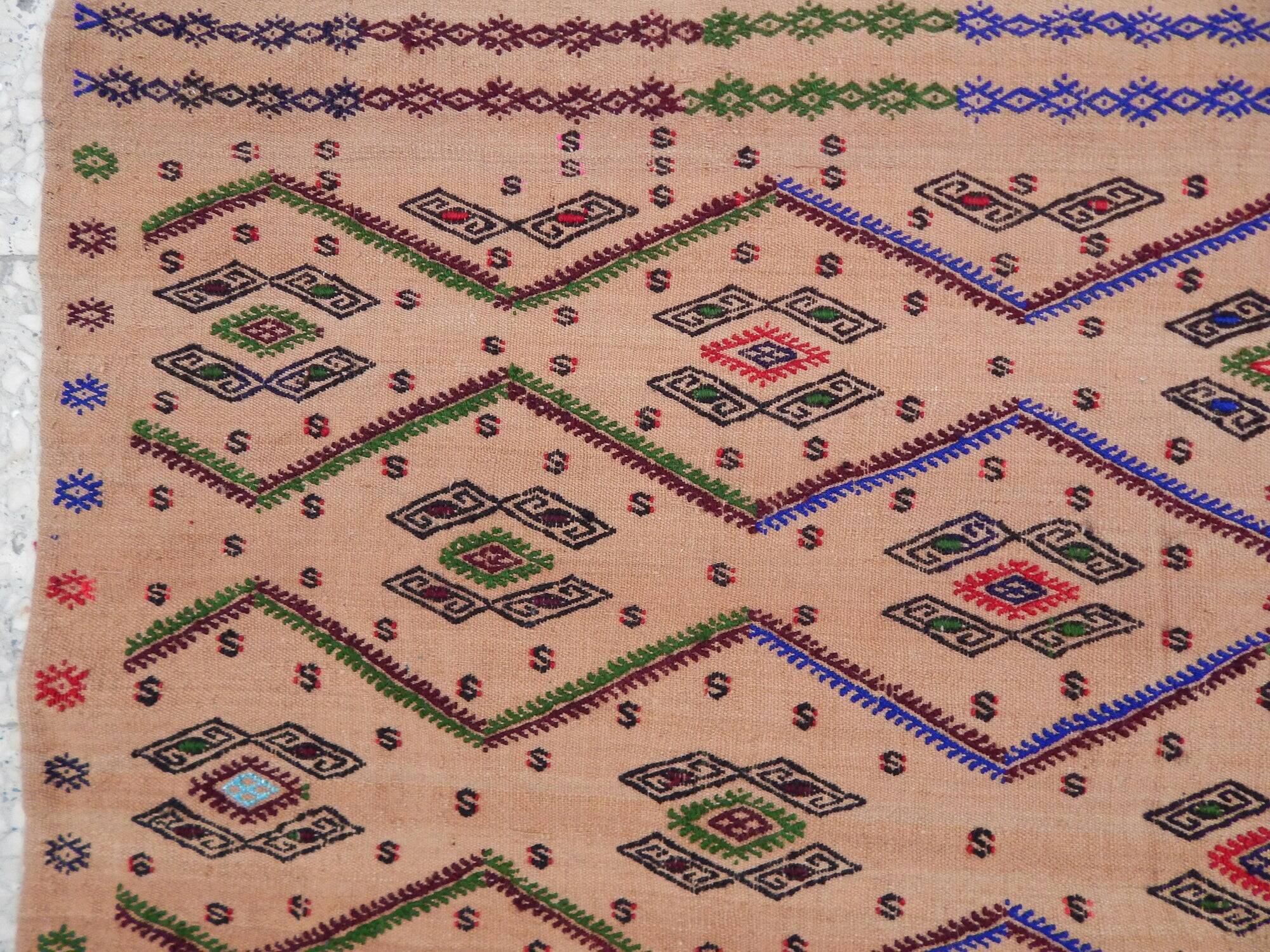 Vintage Turkish kilim, handwoven, 153x287 cm.