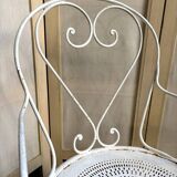 Fauteuil de jardin en fer forgé blanc
