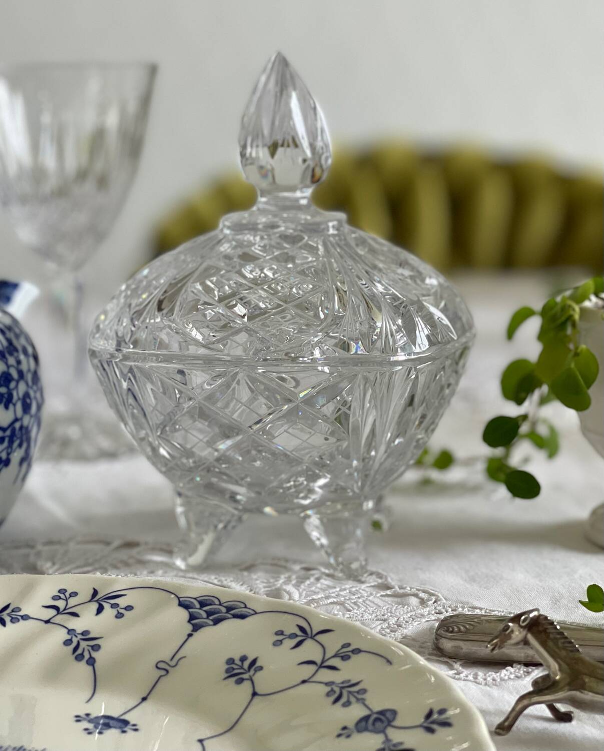 Cut crystal candy box