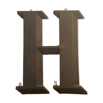 Letter H in wrought iron