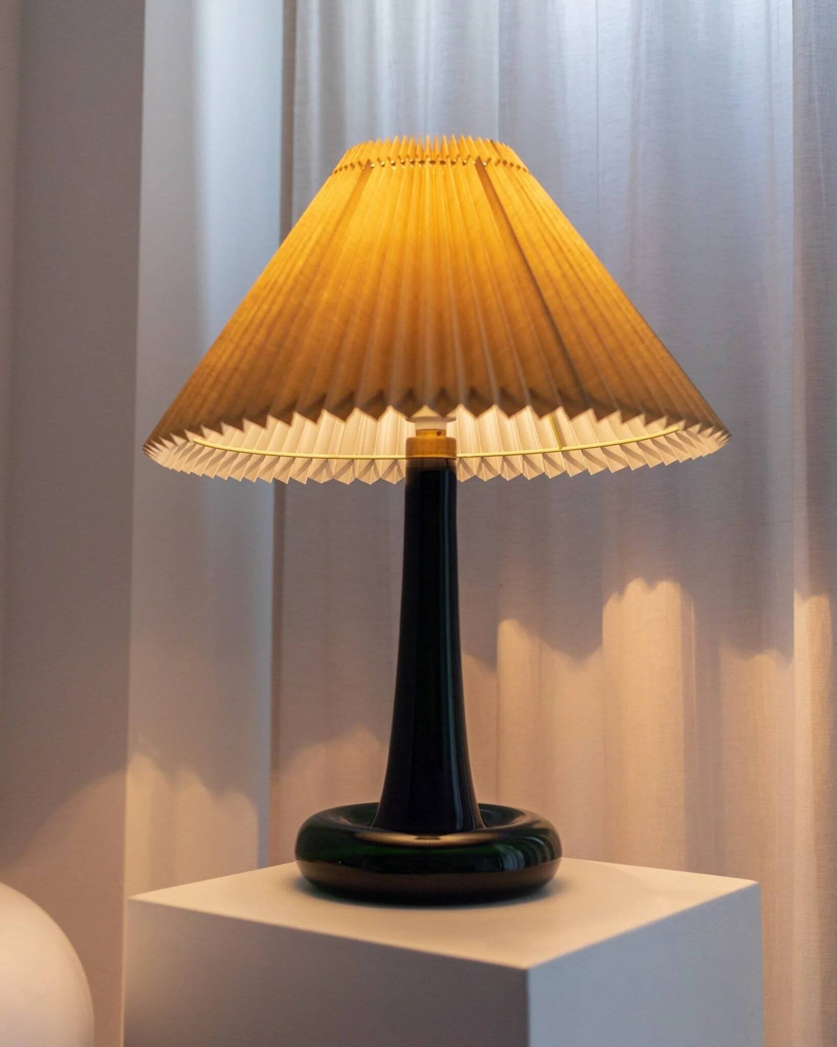 Emerald Green Glass Table Lamp Fleur by Michael Bang for Holmegaard, Danish Mid-Century 1960s
