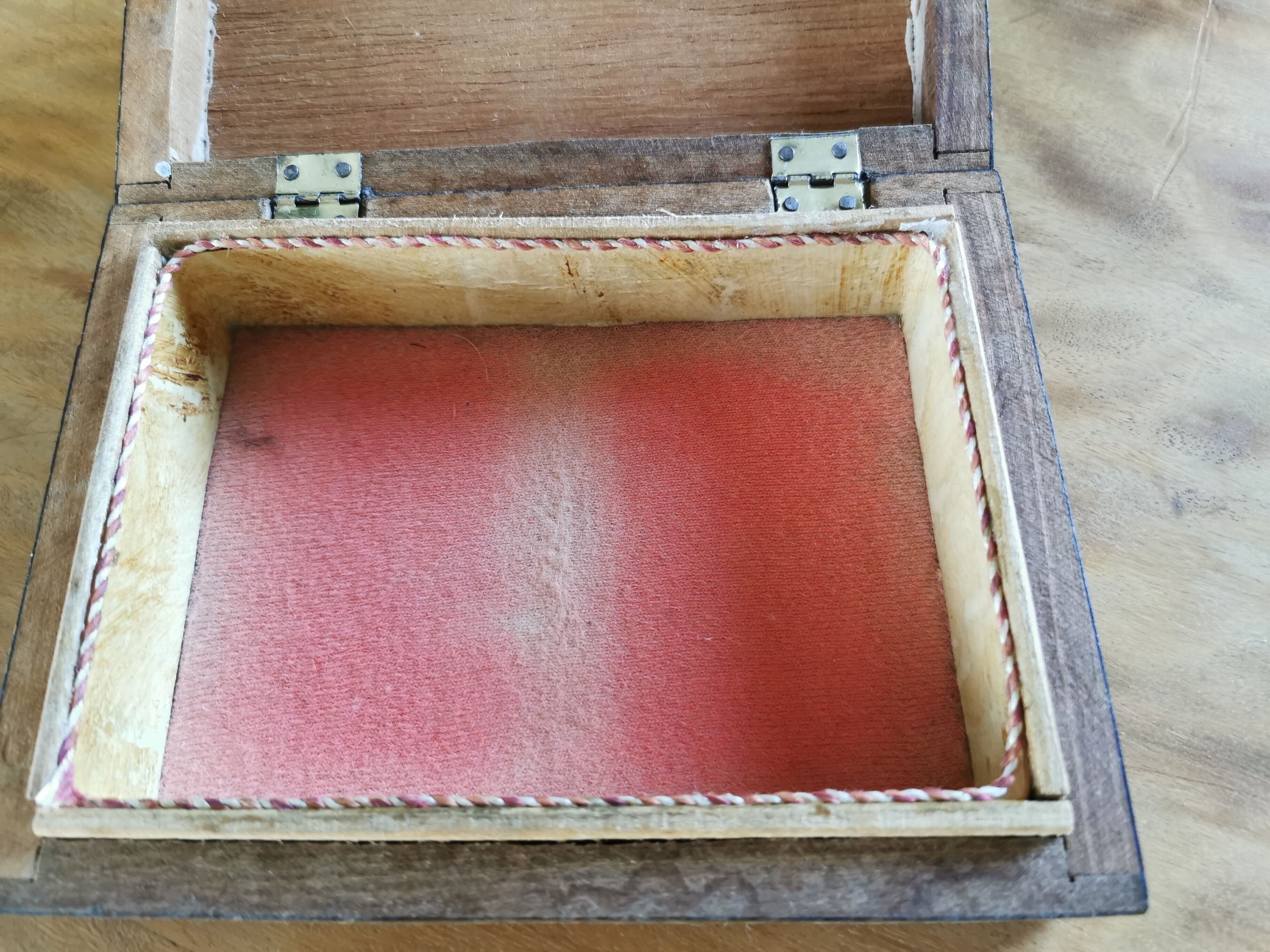 Old Syrian box wood and bone marquetry