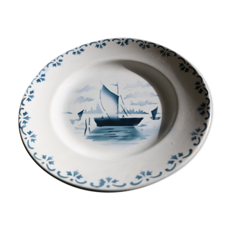 Old plate, bateau Flobart