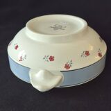 Vegetable dish (soup tureen) in Digoin Sarreguemines earthenware, model AIX A156.