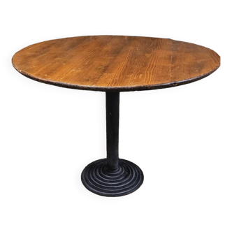 Round fir dining table 1970 vintage