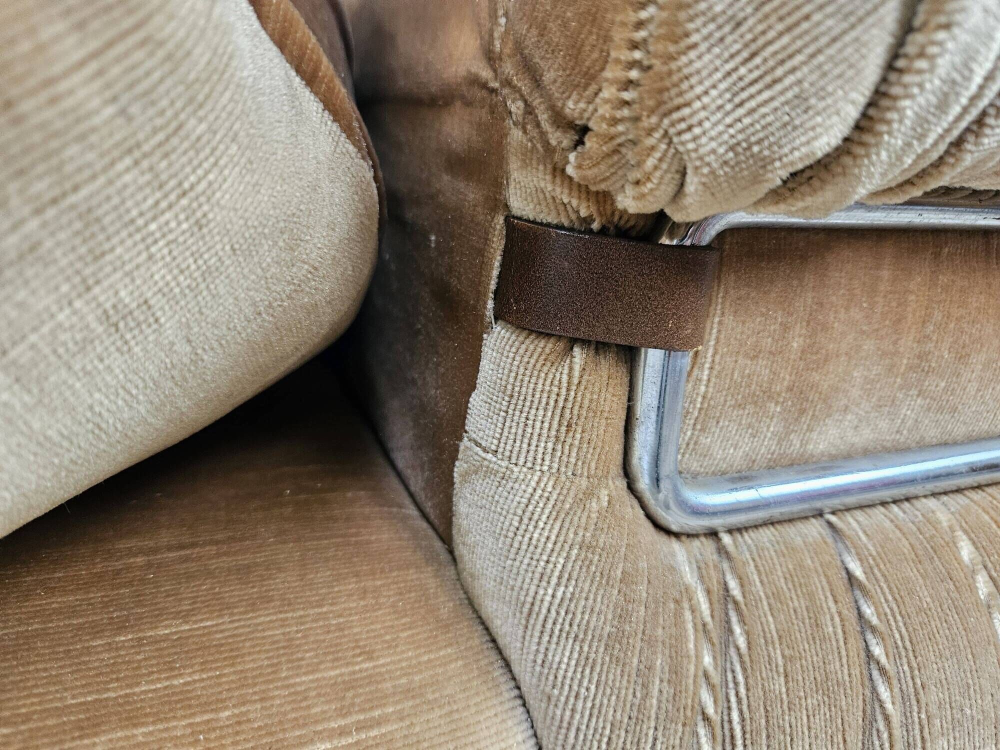 Fauteuil en tissu et acier tubulaire, années 1970