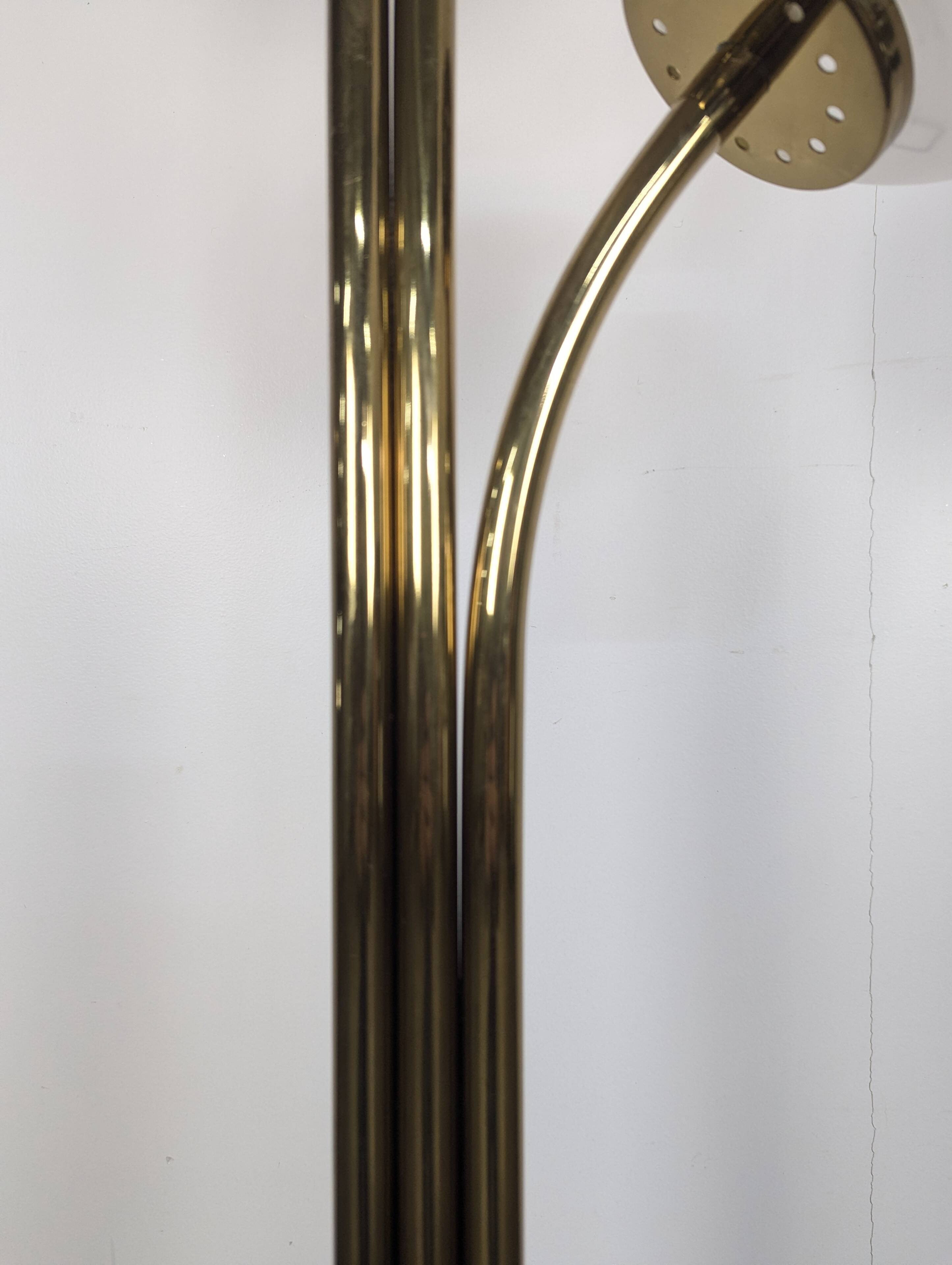 1980s Italian design ball floor lamp