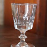 Petits verres à vin en cristal