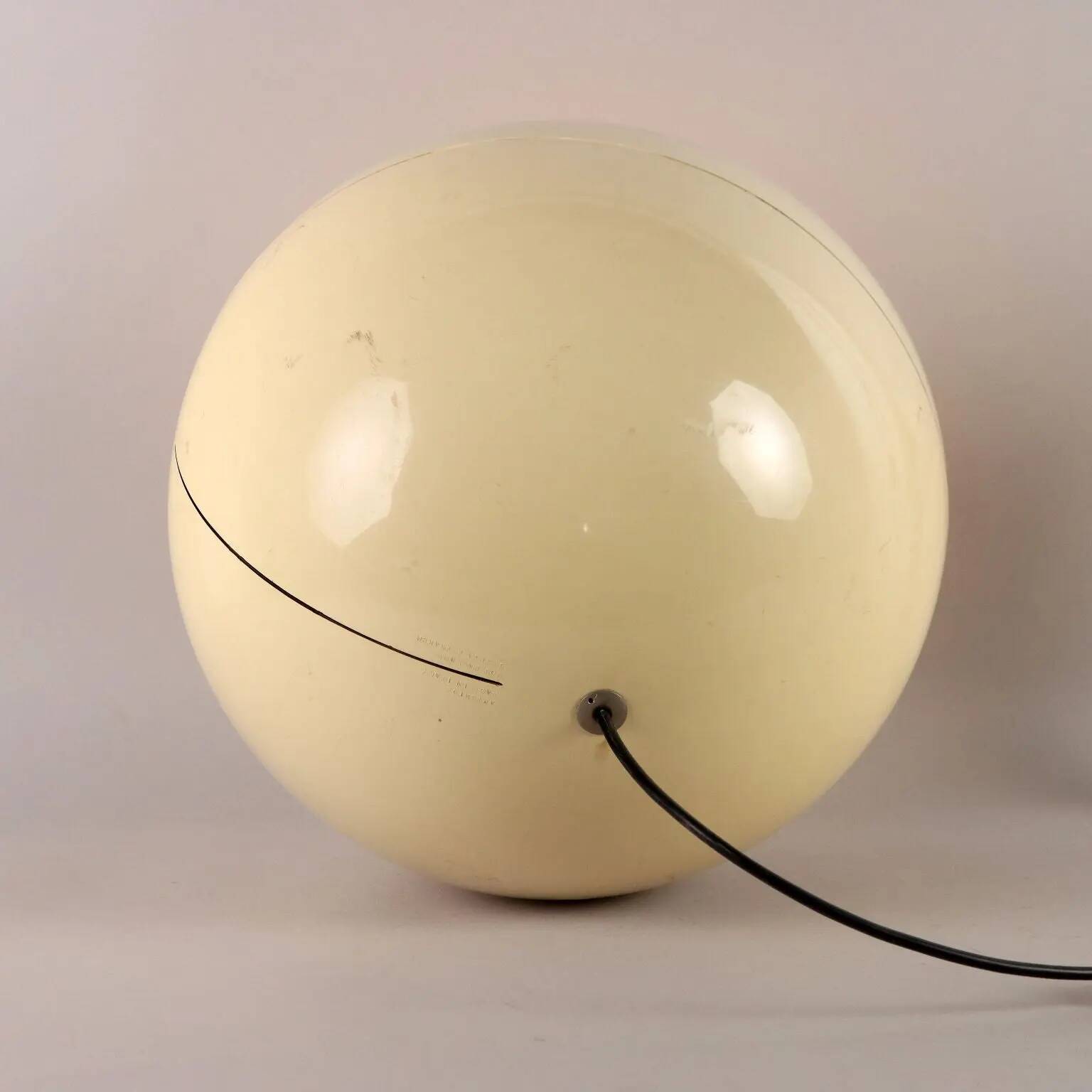 Pallade lamp by Artemide Design Studio, vintage 1970s.