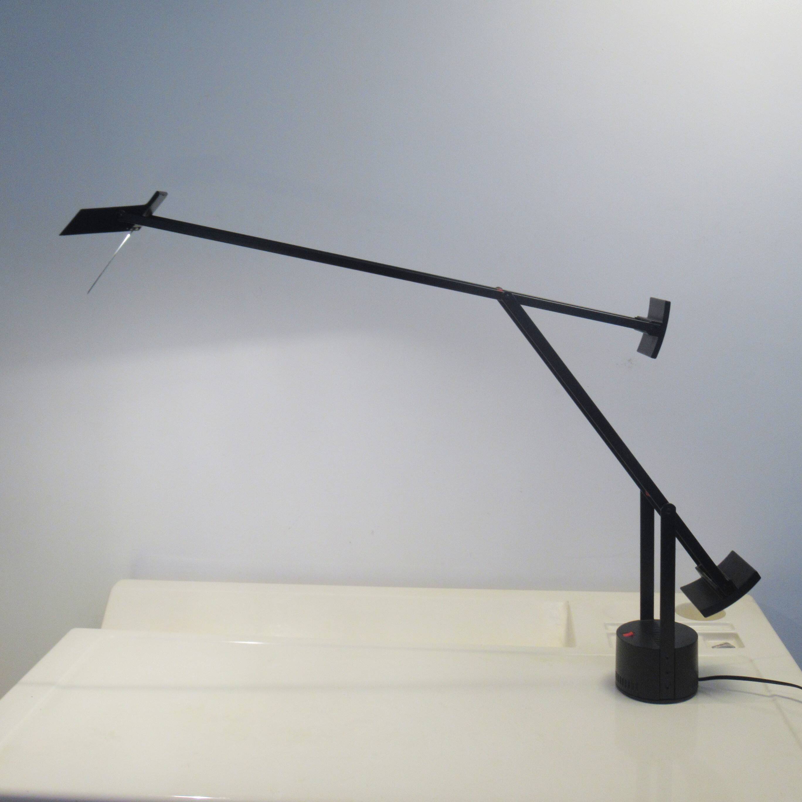 Tizio lamp Richard Sapper Artemide 1972