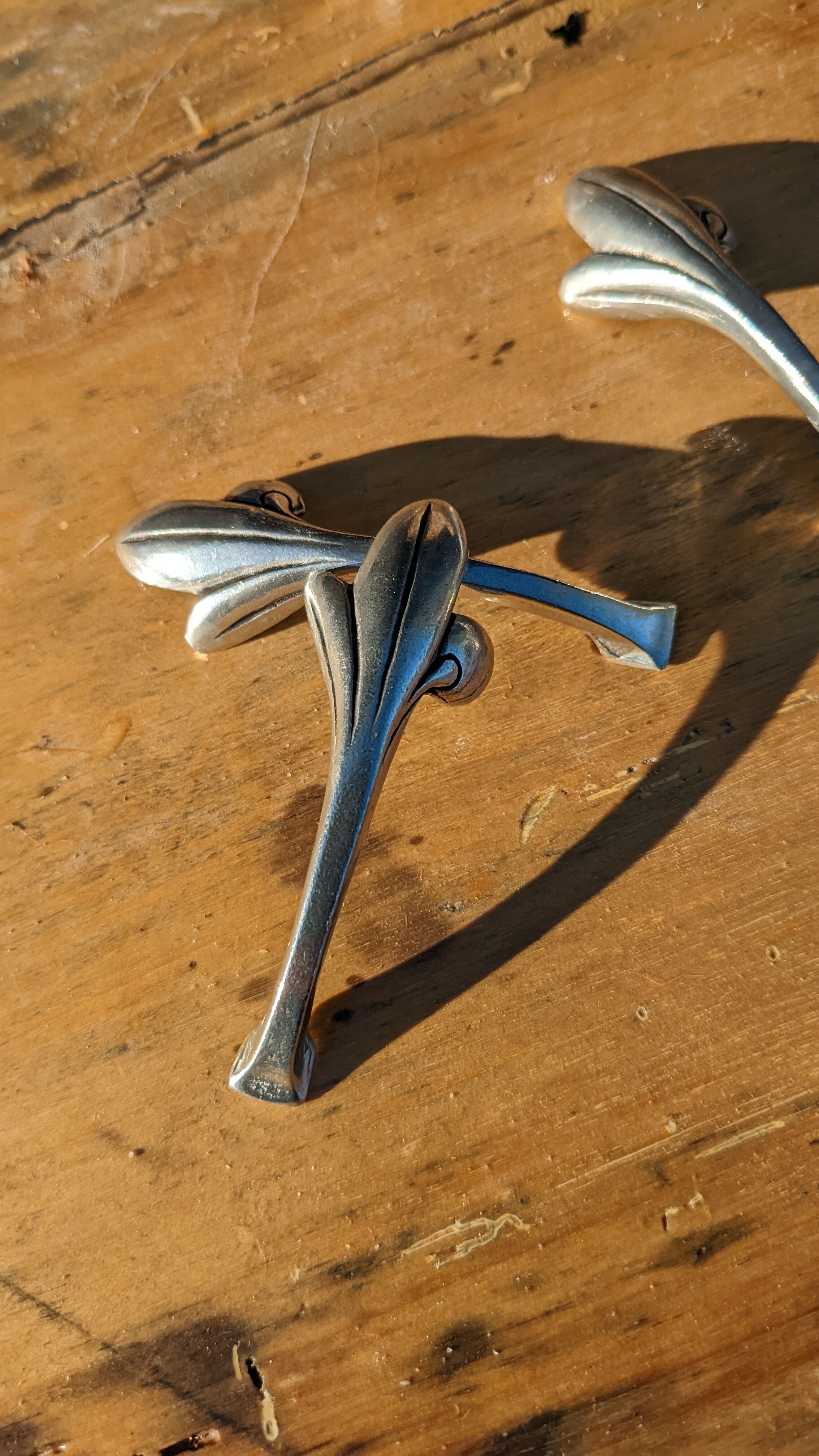 Vintage silver metal knife holders