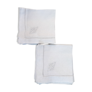 12 serviettes d'invités monogrammées B