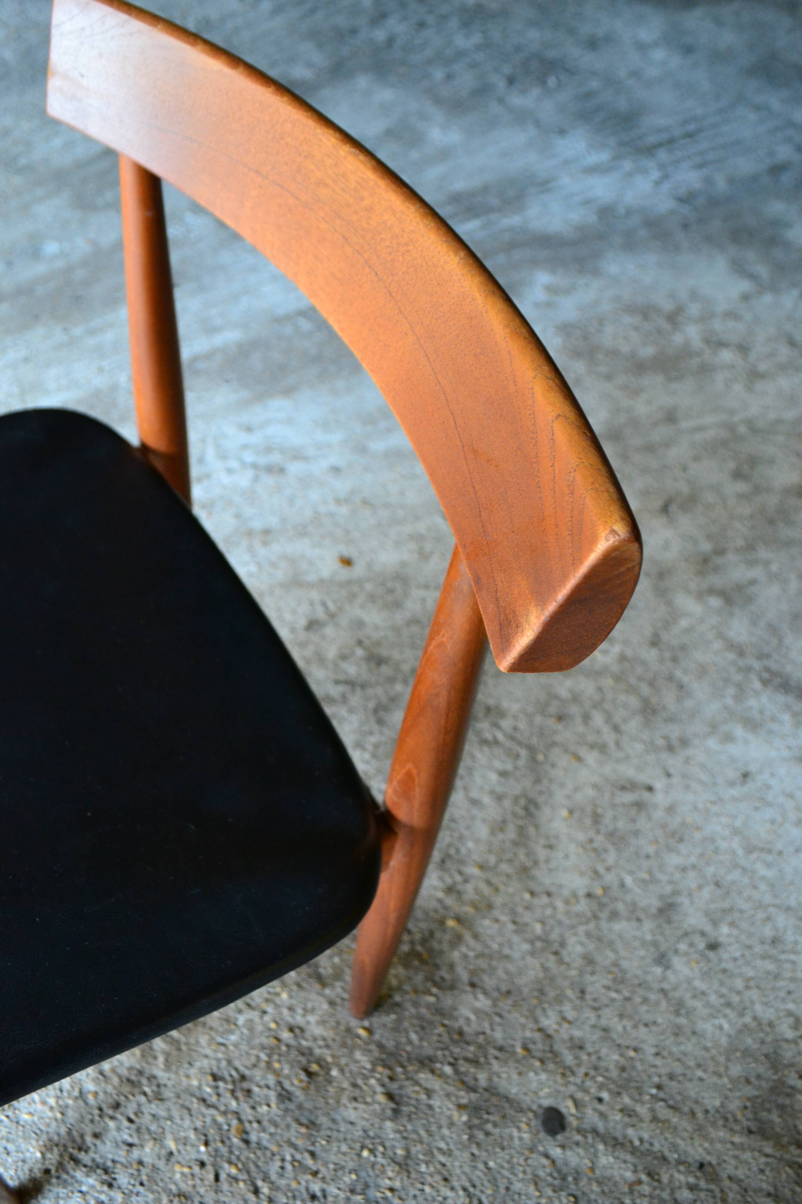 Set of 4 chairs by Hans Olsen for Frem Rojle.