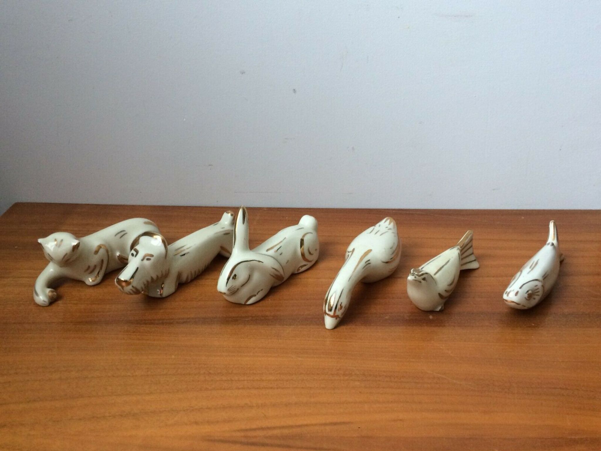Set of 6 animal knife holders in Limoges porcelain