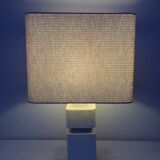 Gard stone lamp
