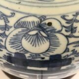 Chinese porcelain lamp