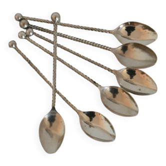 Set of silver twisted teaspoons