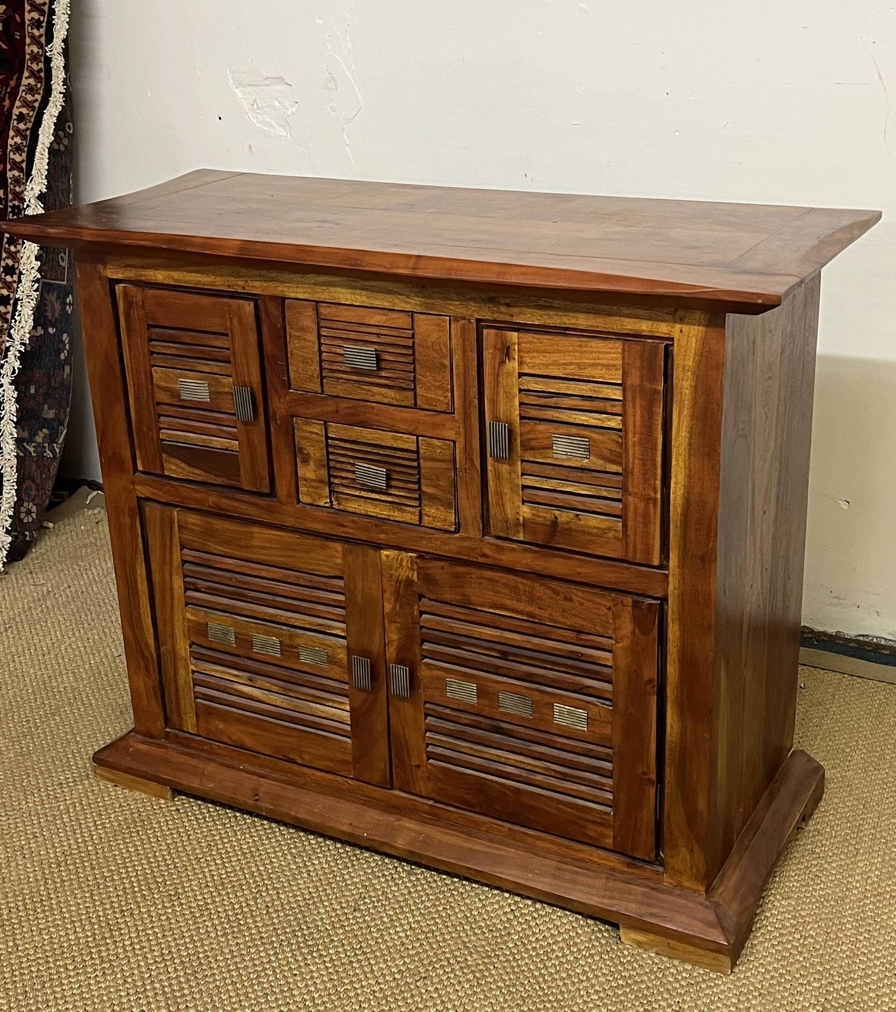 Solid acacia wood sideboard 4 doors, 2 drawers
