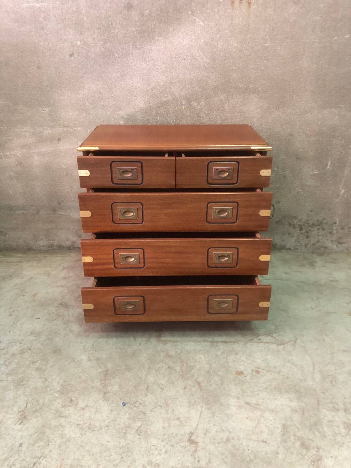 Commode de Marine vintage