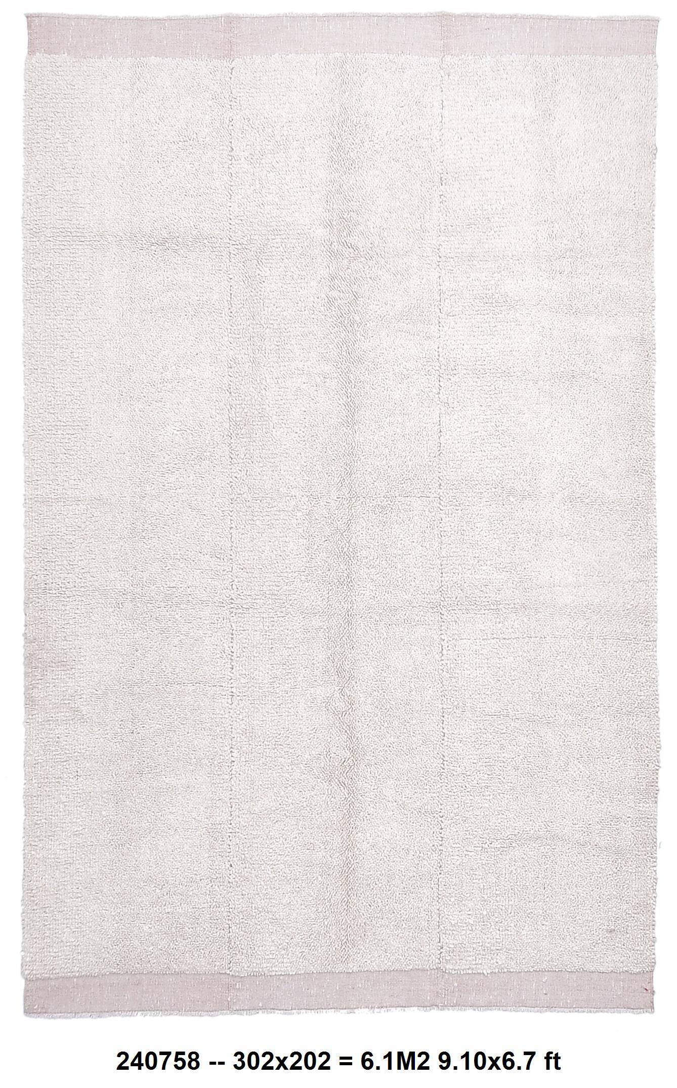 muted soft pink carpet 300x200 cm , wool pink moroccan style carpet