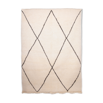 Berber carpet beni ouarain with black diamonds 220 x 164 cm
