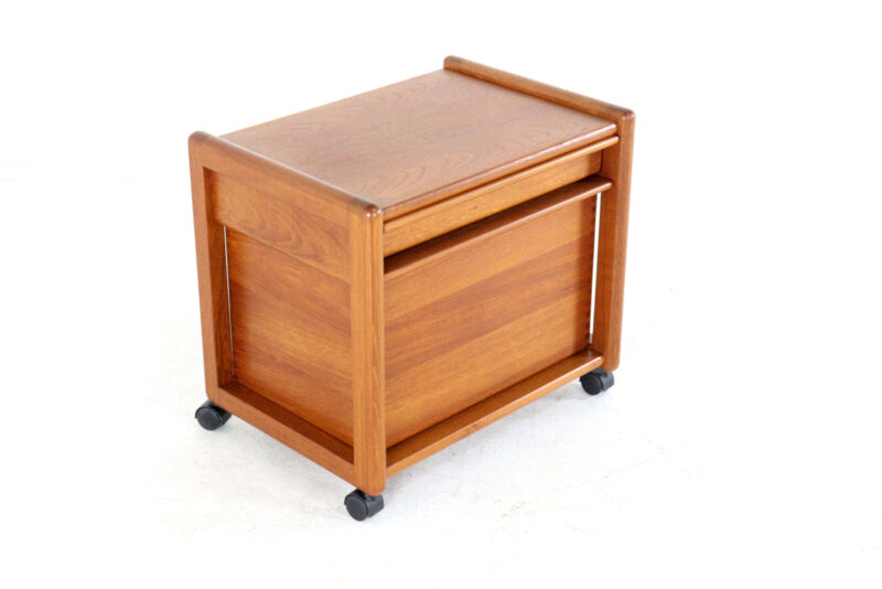 Table d'appoint Aksel Kjersgaard chariot n° 709 - design danois