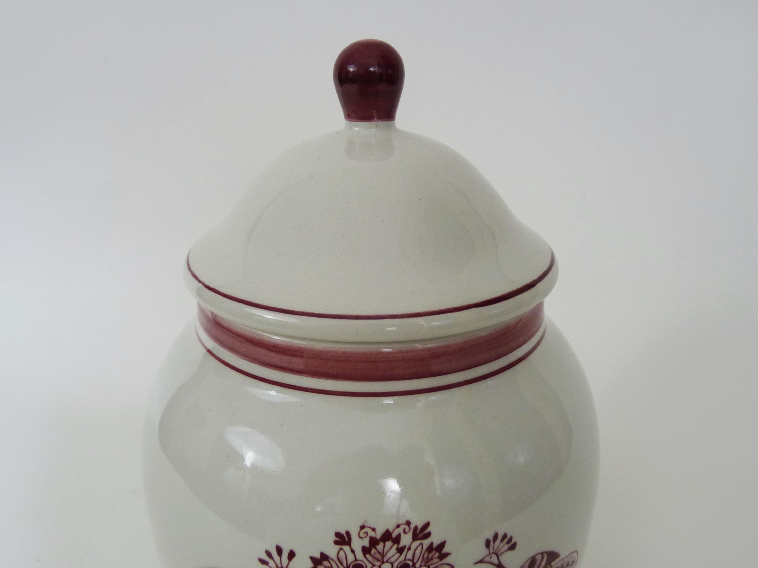 Former apothecary pot