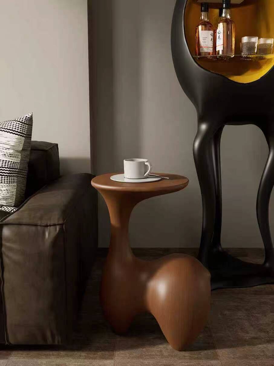 Table d’Appoint Sculpturale "Animal" – Design Organique & Poétique