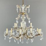 Large crystal chandelier with pendants, Louis XV style, 20th century.