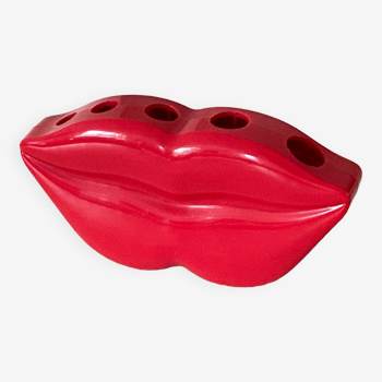 Pop Art red plastic Lips desk organizer / pen holder